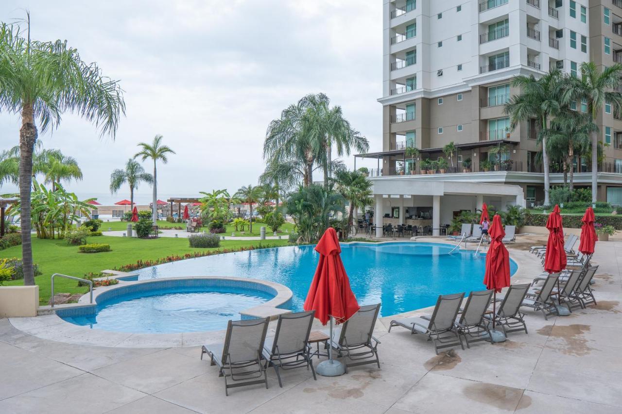 Ocean Front Condo Sleeps 4 Adults-Grand Venetian T3000-1606 Puerto Vallarta Exterior photo
