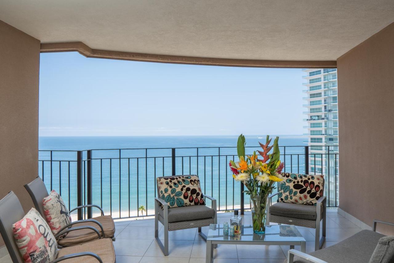 Ocean Front Condo Sleeps 4 Adults-Grand Venetian T3000-1606 Puerto Vallarta Exterior photo